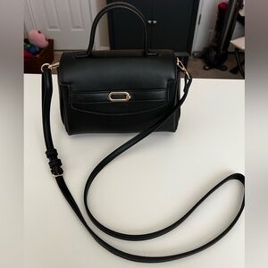 Elegant Black Handbag